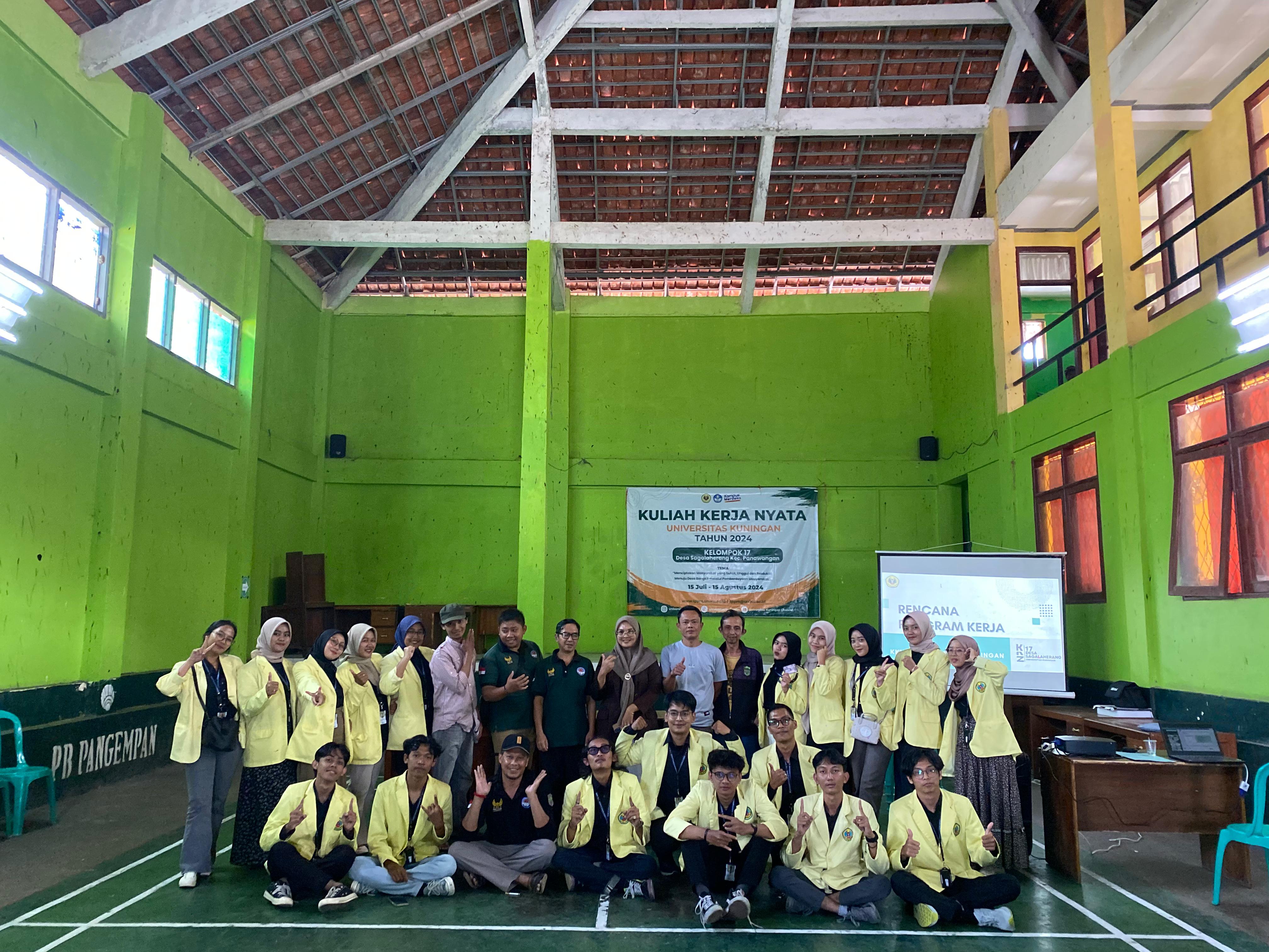 Mahasiswa KKN 17 Universitas Kuningan Laksanakan Pengabdian di Desa Sagalaherang