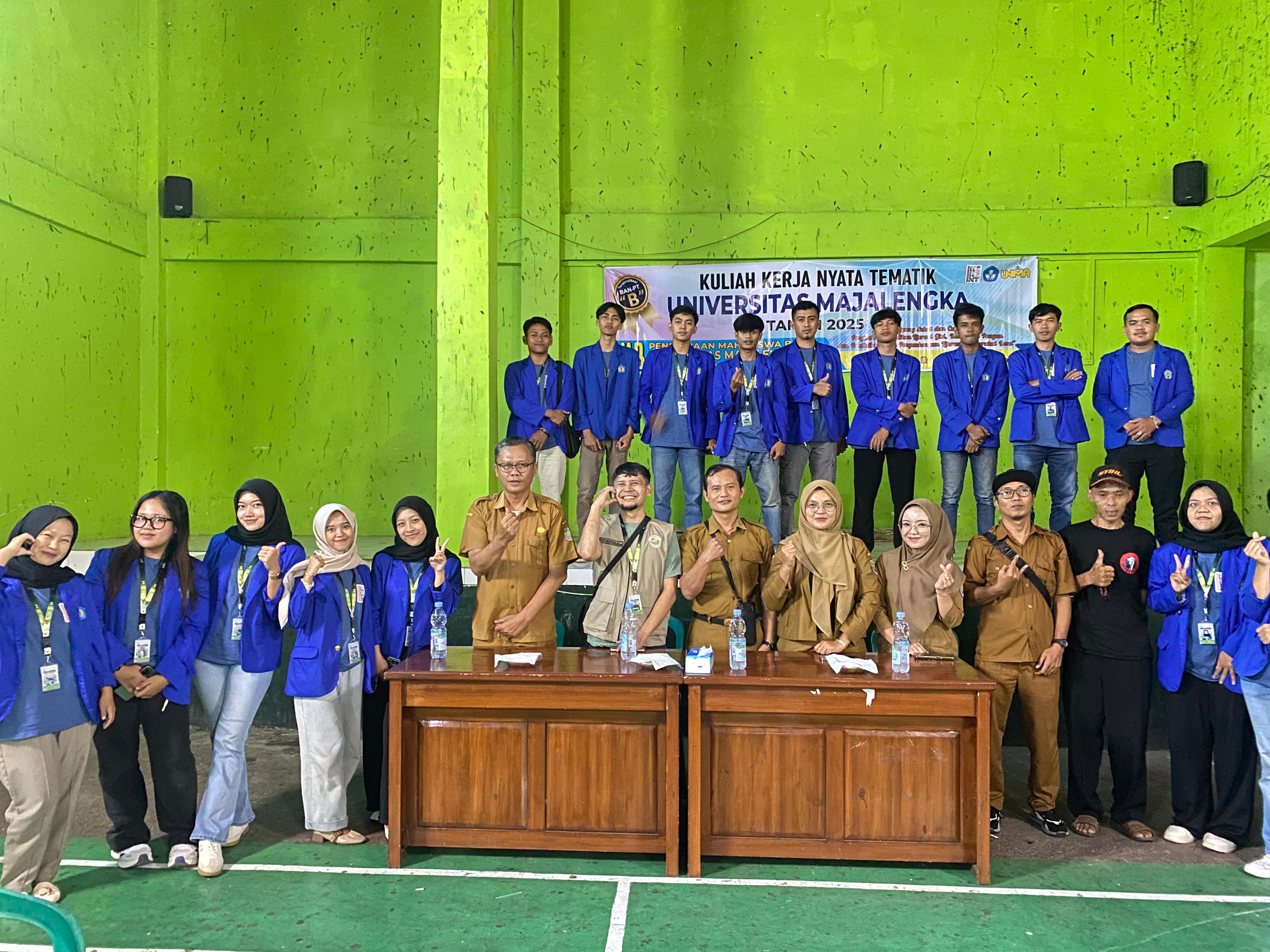 Penerimaan Mahasiswa KKN Universitas Majalengka di Desa Sagalaherang